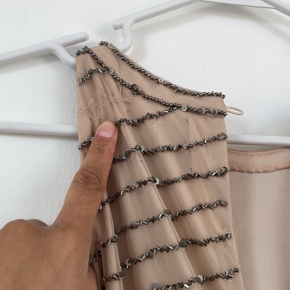 Gorgeous champagne colored sequin gown - Picture 11 of 11